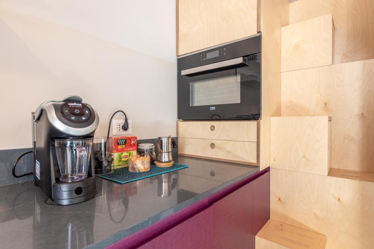 Xenia Apartments - Accogliente Pied-A-Terre Sui Navigli Milano Esterno foto