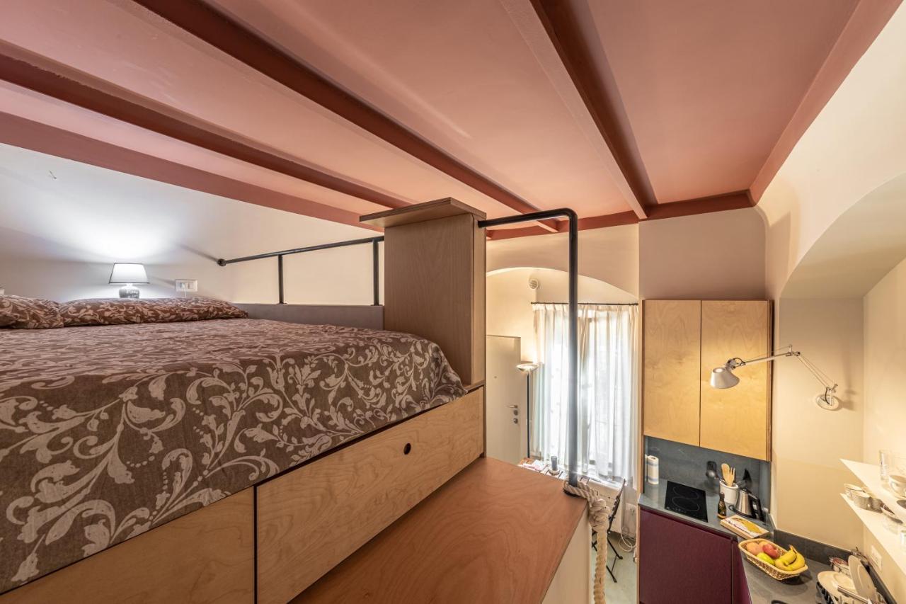 Xenia Apartments - Accogliente Pied-A-Terre Sui Navigli Milano Esterno foto